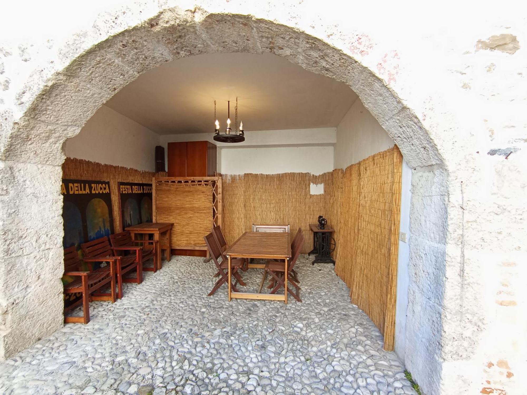 Appartamento Taverna Gattolini Venzone Εξωτερικό φωτογραφία